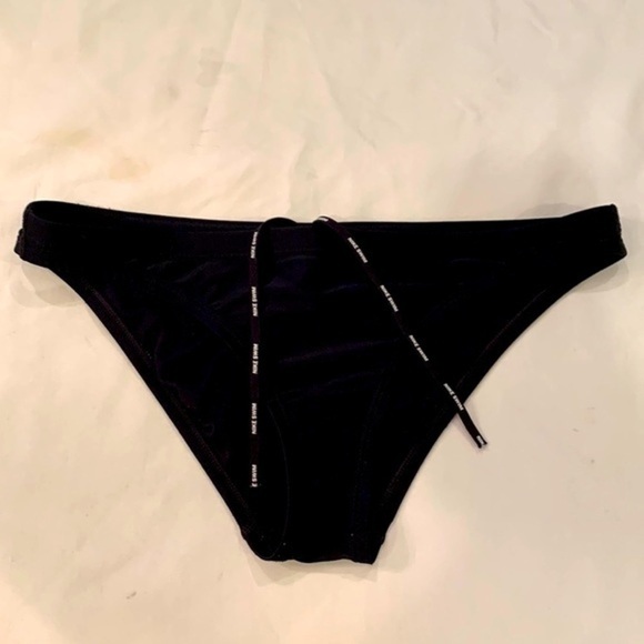 Nike simple draw string black bikini bottoms - Picture 1 of 7